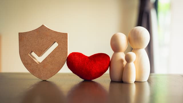 Does Health Insurance Cover Cancer Treatment?