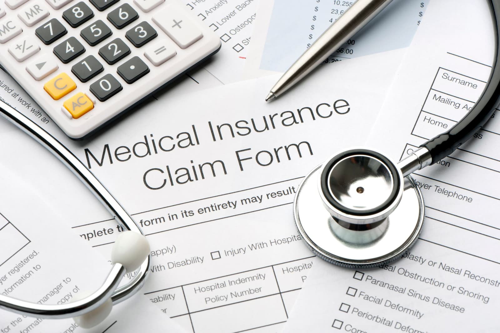 Claim Settlement Ratio: What Policyholders Should Know - Blog banner featuring health insurance insights